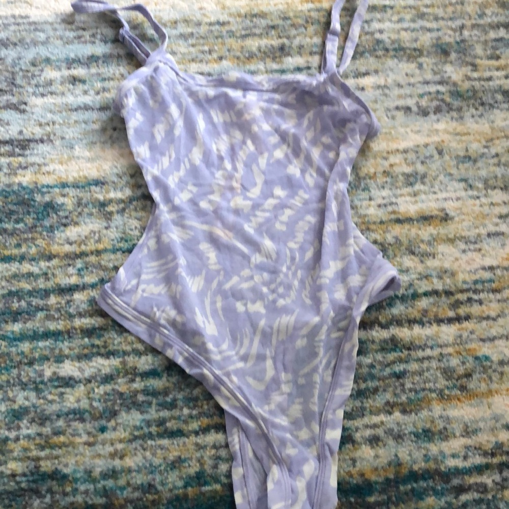 COPY - Skims bodysuit